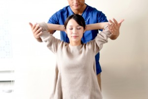 肩こりマッサージ